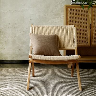 Leisure Style Wooden Patio Outdoor and Living Room Folding Chairs with Natural Rattan Woven Craftsmanship