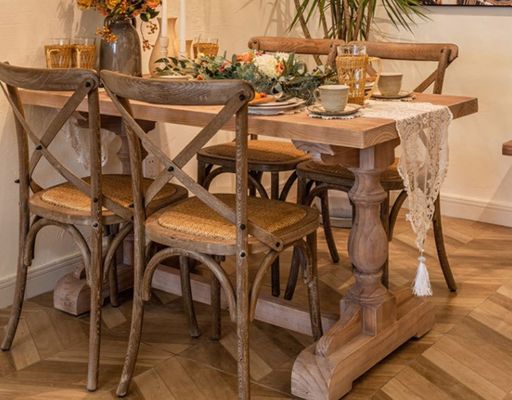 Pine Wood Frame Dining Chair for Unique Furniture Design Kitchen Restaurant Folding Table