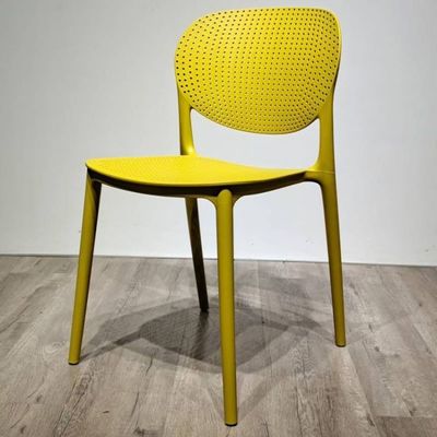 Food Court Dining Room Furniture Stackable Plastic PP Chair with Modern Design Style at Affordable