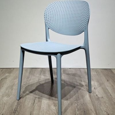 Food Court Dining Room Furniture Stackable Plastic PP Chair with Modern Design Style at Affordable