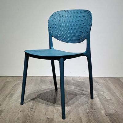 Food Court Dining Room Furniture Stackable Plastic PP Chair with Modern Design Style at Affordable