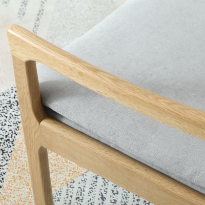 Stylish and Comfortable Nordic Oak Solid Wood Upholstered Armchair Sofa Chair