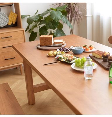 Pine Wood Nordic Dining Table for Restaurant Solid Wooden Wedding Banquet Kitchen Wooden