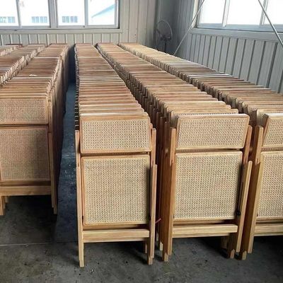 Wooden Dining Room Furniture Durable Foldable Chairs for Restaurants and Events