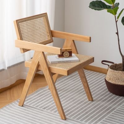 Custom Solid Wood Armrest Rattan Chair for Indoor Classical Dining Furniture in Restaurants