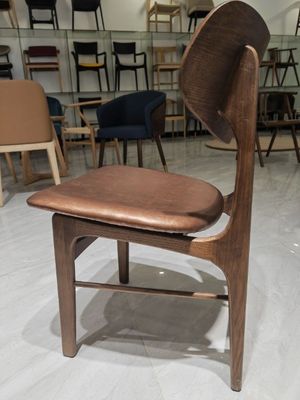 Classical Nordic Restaurant Chair W48cm*D50cm*82cm with Burlywood/Brown Upholstered Wooden Chairs