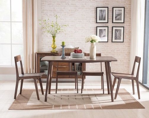 Solid Wood Dining Chairs in Nordic Classical Style for Restaurant Furniture