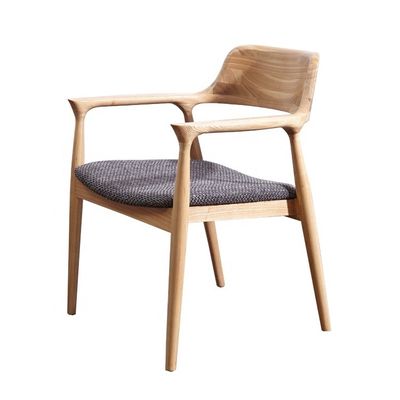 Affordable and Durable Dining Chair Made of Solid Wood for Classic Dining Experience