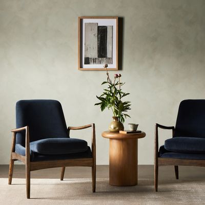 Single Living Room Furniture Wooden Upholstered Sofa Chair with Fabric and Foam Cushion on Wooden Frame