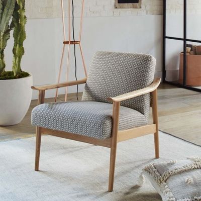 Hotel Specific Living Room Chair in Modern Design with Leather Armrest and Velvet Fabric