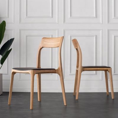 Classic Design Stacked Dining Chair with Solid Wood Material and High Weight Capacity of 200kg
