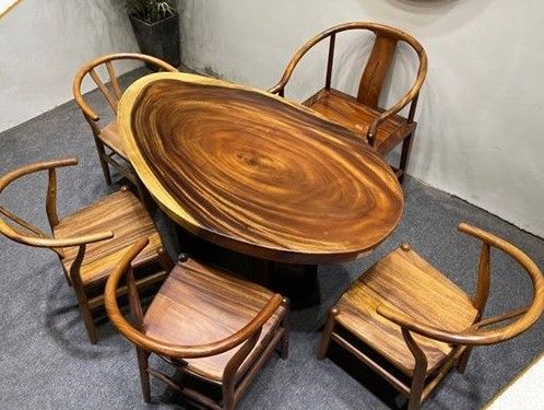 Y Restaurant Specific Solid Wood Dining Chair with NC/PU Paint and Wishbone Design
