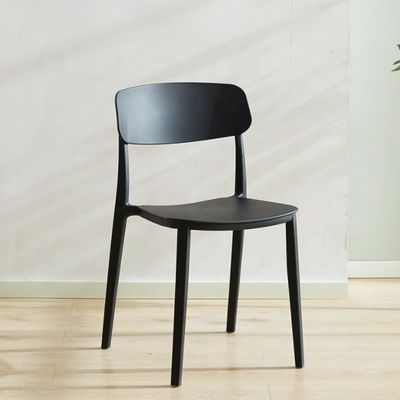 Stackable Red Plastic Chair for Modern Nordic Design in Hotel Restaurant Banquet or Home Dining Area
