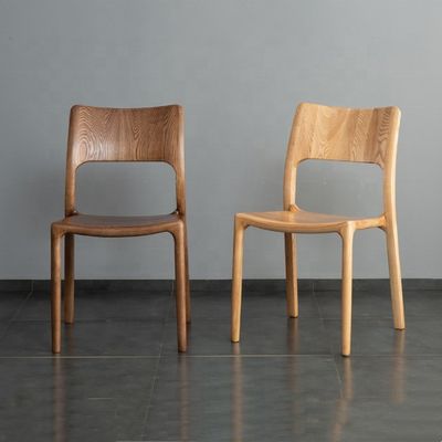Adjustable Height Luxury Design Wood Material Seat Simple Concise Dining Solid Wood Dining Chair for Comfortable Seating