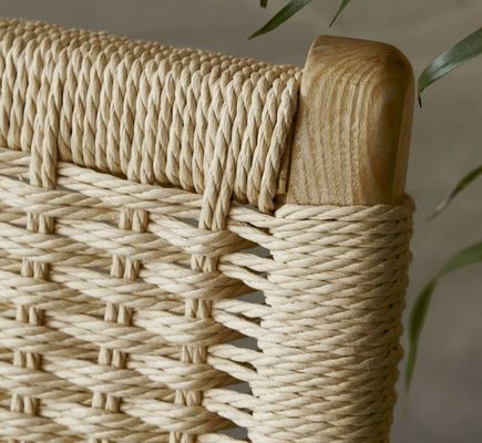 Effortless Elegance Lacquered Finish Nordic Classical Woven Cord Solid Wood Folding Lounge Chair for Living Room