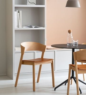 Customized Designs Stackable Wood Dining Chair for Hotel Restaurant in Modern Design