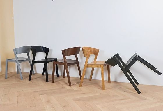 Customized Designs Stackable Wood Dining Chair for Hotel Restaurant in Modern Design