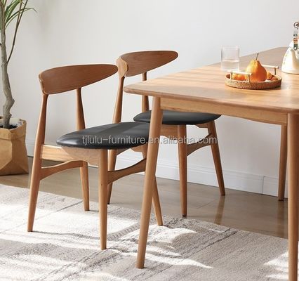 Customized Colors Solid Wood Round Back Nordic Dining Chair for Hotel Restaurant Banquet and Home in Modern Classic Style