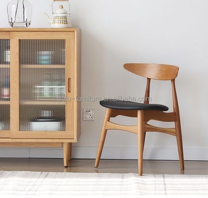 Customized Colors Solid Wood Round Back Nordic Dining Chair for Hotel Restaurant Banquet and Home in Modern Classic Style