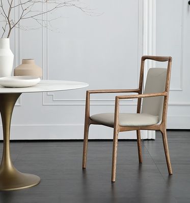 Home Furniture General Italian Design Modern Solid Wood PU Leather Dining Room Restaurant Chair with Armrest