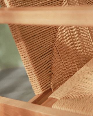 Home Furniture Oak Solid Wood Frame Nitrolacquer Finish Detachable Chair Seat Dining Chair for Modern Design Living Room
