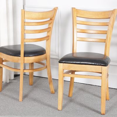 Versatile and Functional Nordic Design Solid Wood Dining Chair for Restaurant Furniture