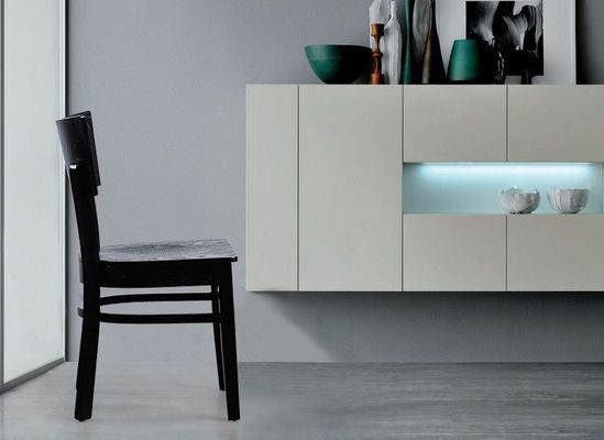 Full Solid Wood Chair in Nordic Modern Style for Restaurant Dining and Family Leisure