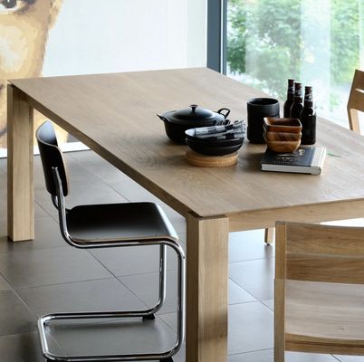 Home Furniture Solid Wood Dining Table in Natural Color for Modern Dining Room