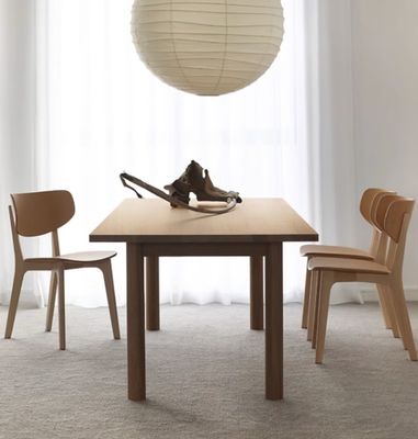 Vietnam Home Furniture Customer Designs Modern Solid Wood Dining Table Set with Sturdy Coffee Tables and Modern Design