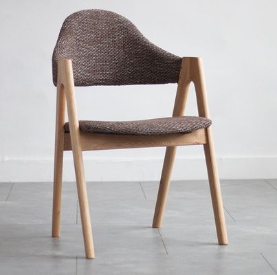 Mail Packing Nordic Style Cloth Artist Home Leisure Solid Wood Dining Chair with Rubber Wood Frame