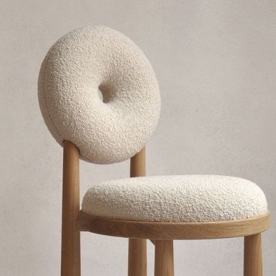 Modern Solid Wood Dining Chair for Customized Designs in Dining Room Furniture