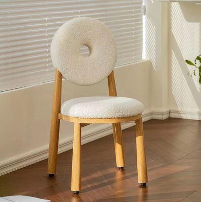 Modern Solid Wood Dining Chair for Customized Designs in Dining Room Furniture