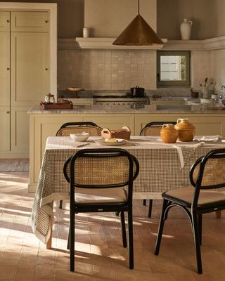 Vintage Style Dining Chair in Natural Wood with Fabric Seat and Real Rattan Backrest W47*D51*H82.5CM