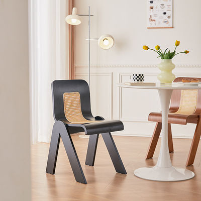 Hotel Restaurant Nordic Wooden Dining Chair with Nitrolacquer Finish and Rubber Wood Frame