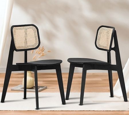 Solid Wood Dining Chair with Foldable Rattan Design A Classic Addition to Your Restaurant