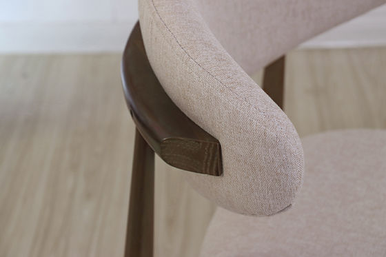 Solid Wood Chairs for Modern Dining Room Furniture in Restaurant