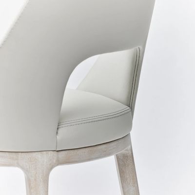 Customized Modern Design Solid Wood PU Leather Dining Room Arm Chair for Cafes and Restaurants 2023