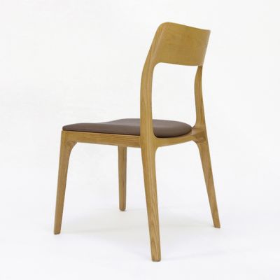 Nordic Modern Dining Room Solid Wood Frame Leather Dining Stackable Chair Timeless and Classic Design