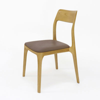 Leisure Facilities Dining Chair Vintage Wooden with Customized Fabric Upholstery and Nitrolacquer Finish