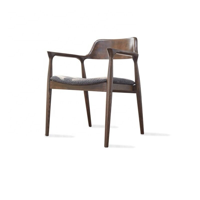 Affordable and Durable Dining Chair Made of Solid Wood for Classic Dining Experience