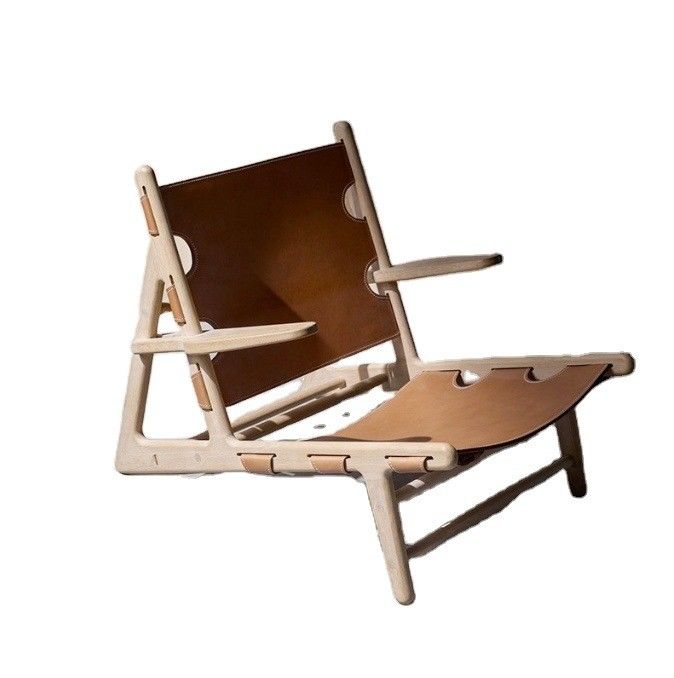 Modern Nitrolacquer Finish PU Leather Armchair for Modern and Comfortable Living Room