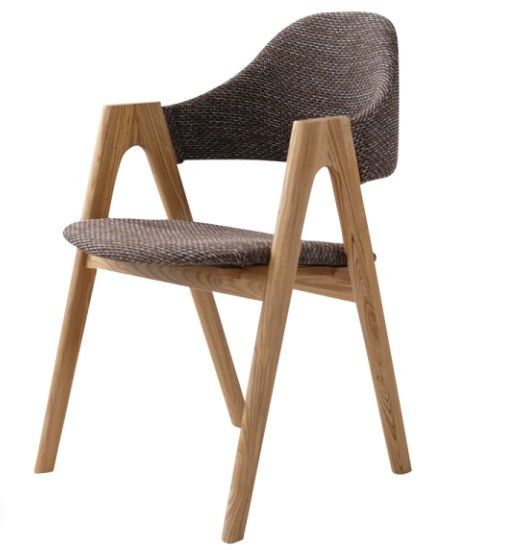 Mail Packing Nordic Style Cloth Artist Home Leisure Solid Wood Dining Chair with Rubber Wood Frame